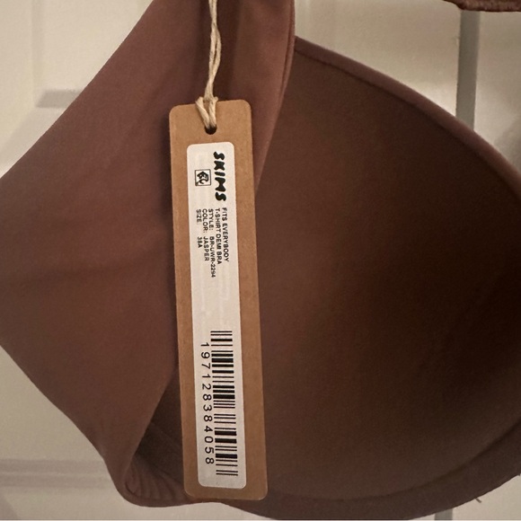 SKIMS - NWT - Fits Everybody T-Shirt Bra 38A JASPER - Picture 5 of 6